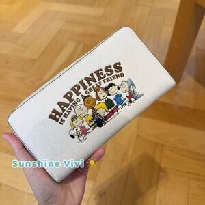 NWT COACH x PEANUTS Long Zip Around Wallet Snoopy and Friends CBN35 Chalk